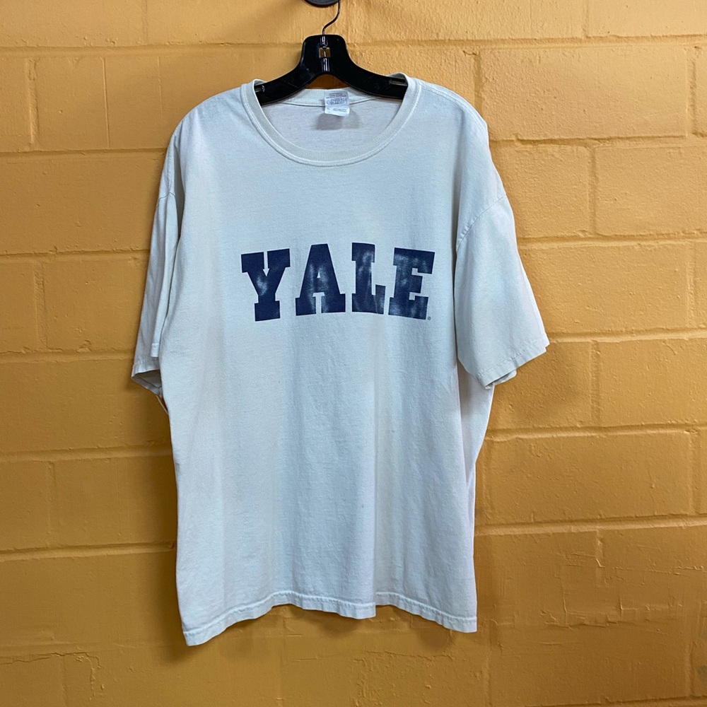 Cool Yale college shirt